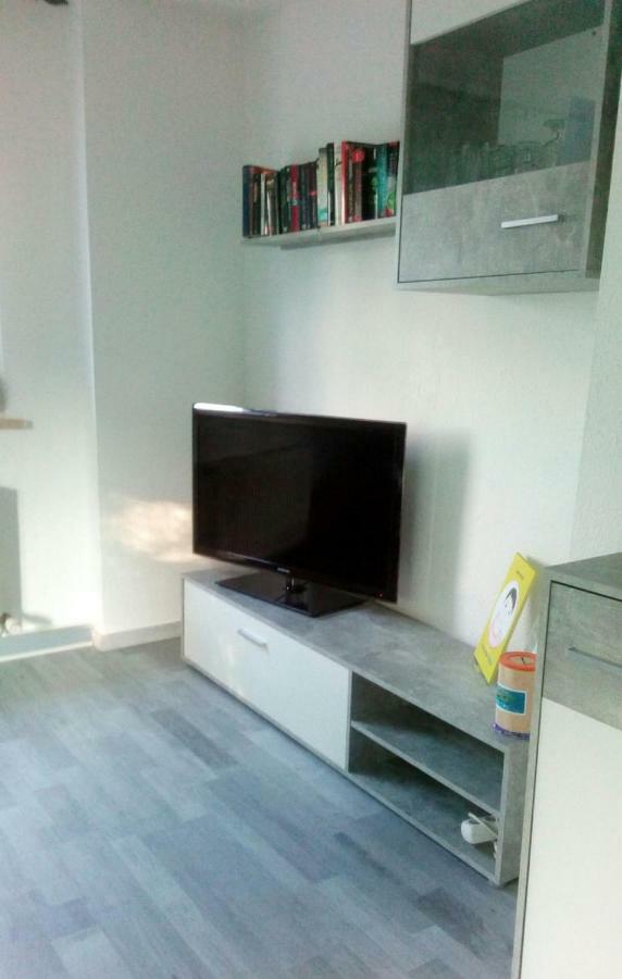 Kleines Apartement Zwischen Ega Und Messe Erfurt Luaran gambar